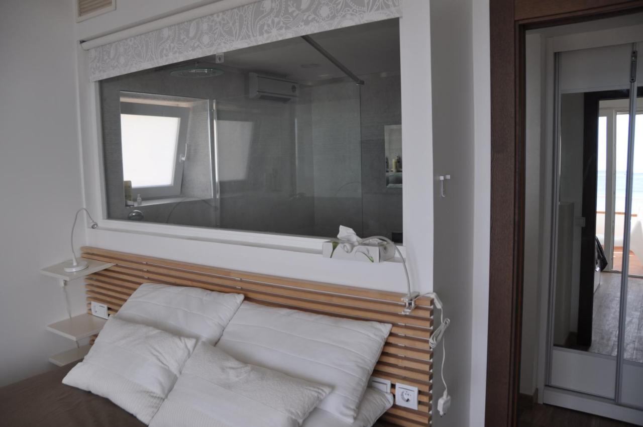 Magnifique Appartement Avec Une Incroyable Vue Sur Mer Торремолінос Екстер'єр фото